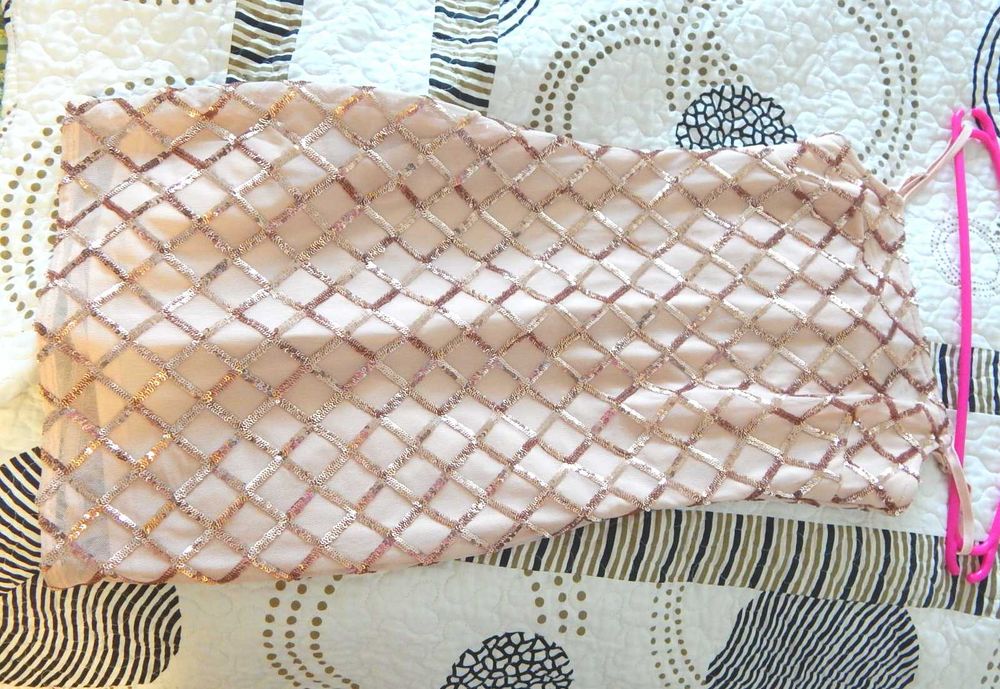 Платье вечернее 44 размер с пайетками