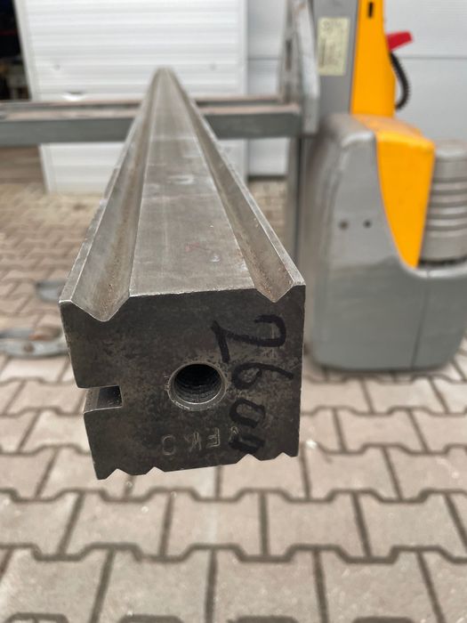 Matryca prasy krawędziowej stępel