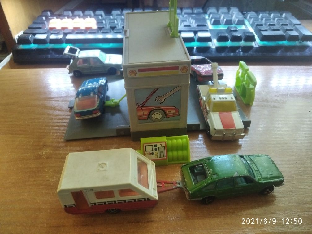 BMW Rarytas Garaż Matchbox Myjnia Mechanik Warsztat Shell Siku Makieta