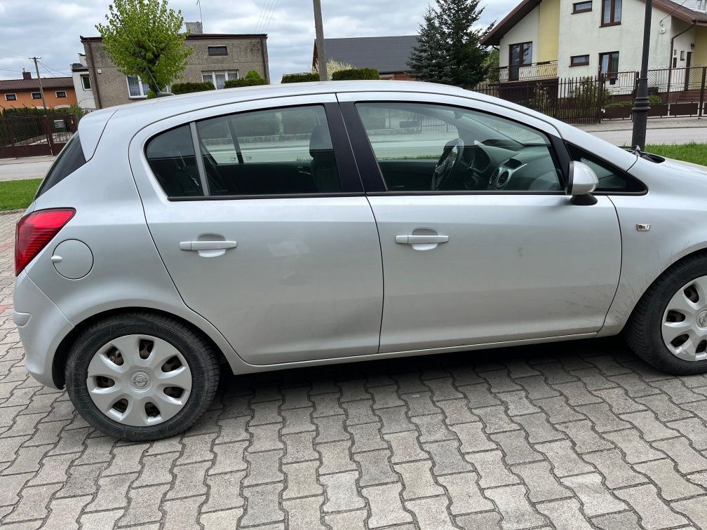 Opel Corsa 2012 rok