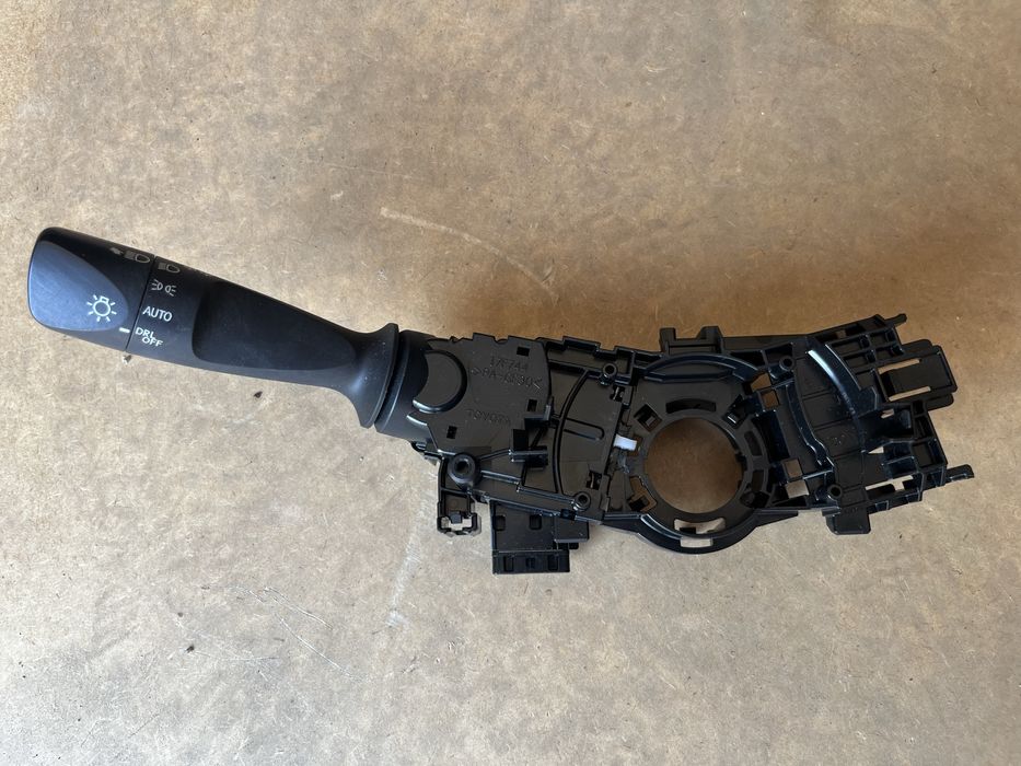 Переключатель света фар Тойота РАВ 4, Приус