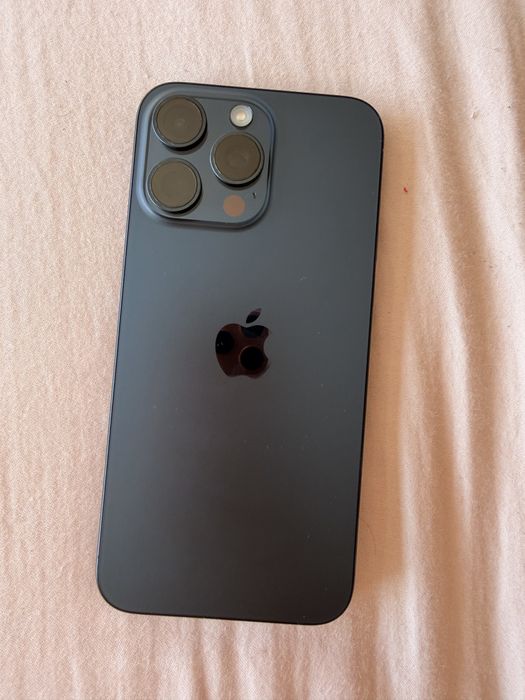 Iphone 15 pro max azul