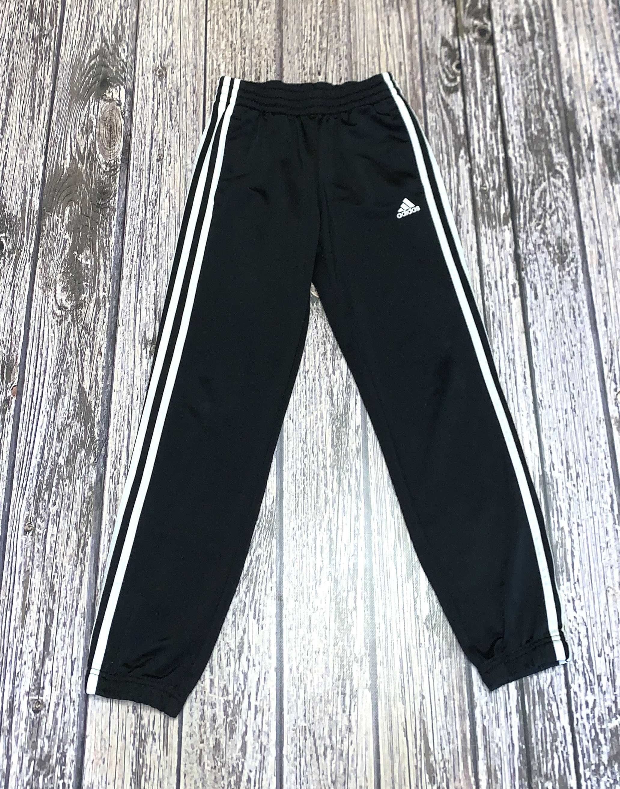 Спортивный костюм Adidas для мальчика 9-10 лет, 134-140 см