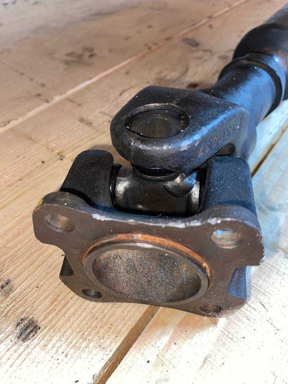 Передній кардан реставрований Nissan Navara D40 Pathfinder R51 05-14р.