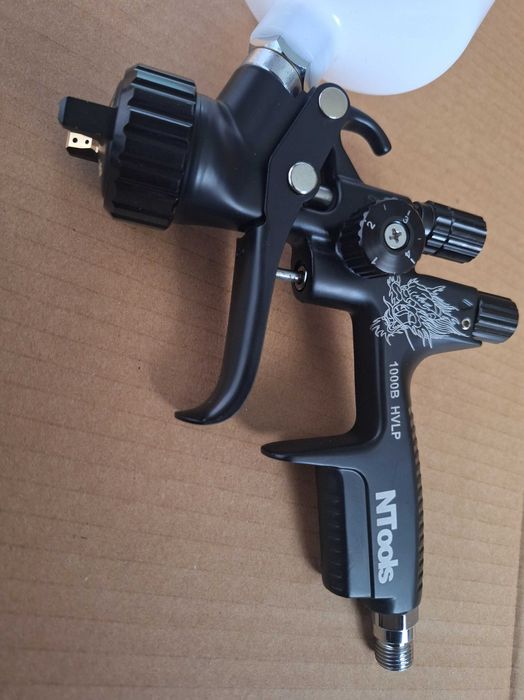 Краскопульт NTools 1000B HVLP.2 дюзи-1.3 та 1.7 у комплекті.Фарбопульт
