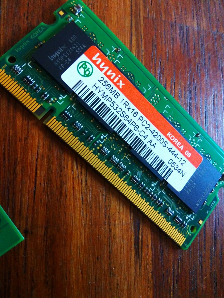 2 szt. Hynix 256MB 1Rx16 PC2-4200S-444-12 pamięć RAM