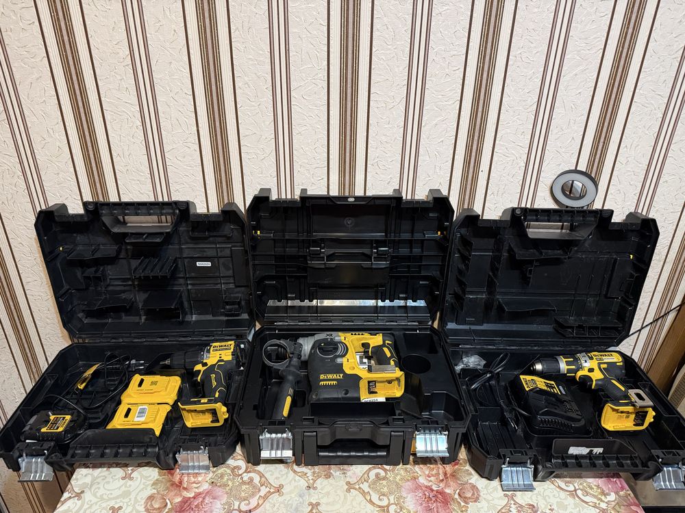 Dewalt дрель шруповерт ударний