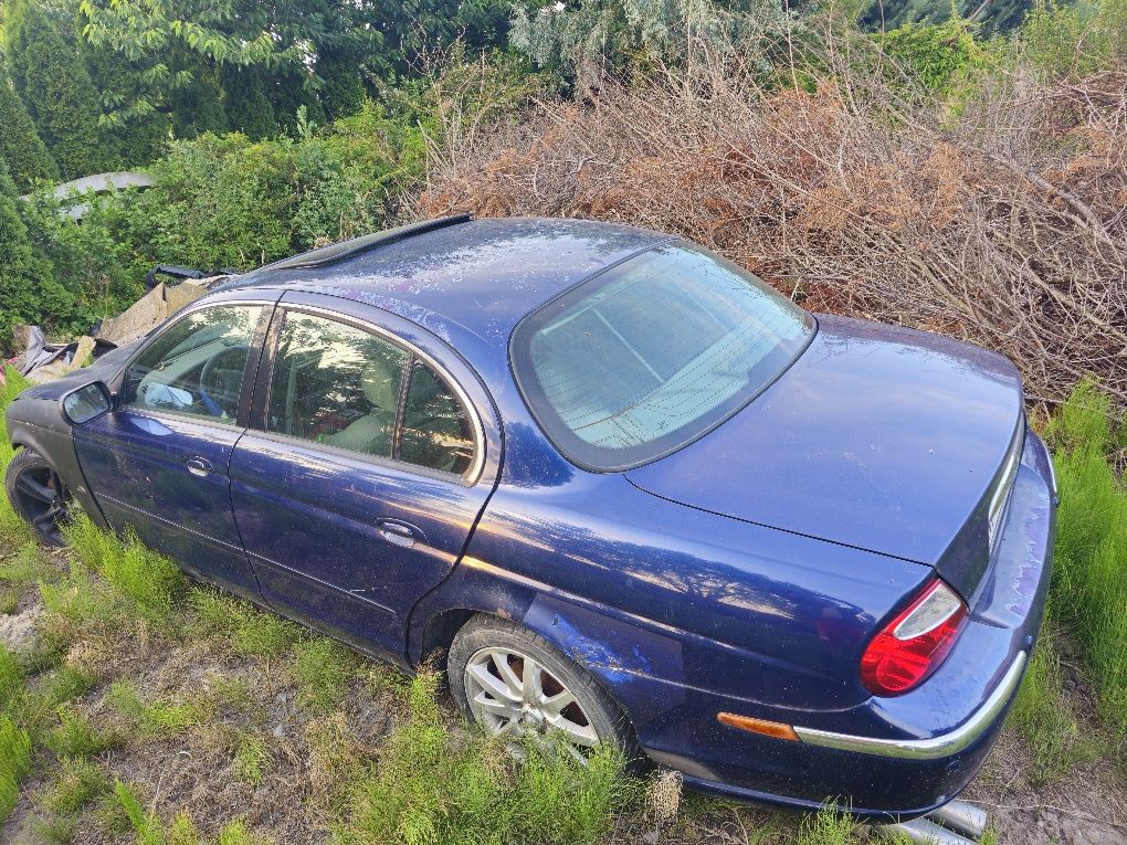 Jaguar S-type 4.0 v8  na części 3 szt