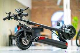 TROTINETE Eleglide 1000W em estado novo