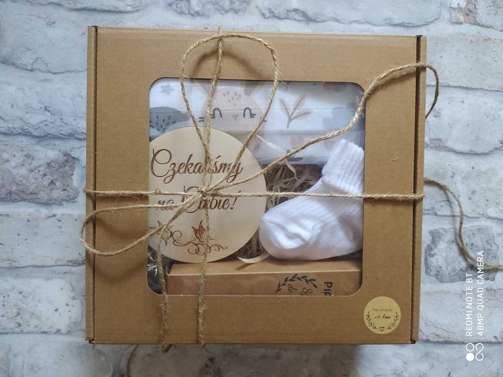 Baby box dla noworodka, prezent dla niemowlaka, prezent na baby shower