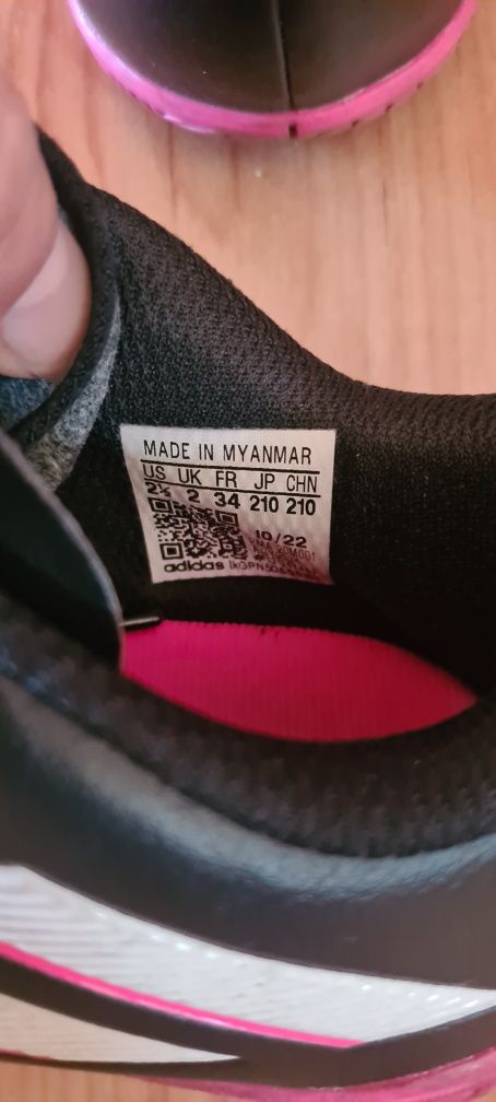 Buty halowe do piłki Adidas