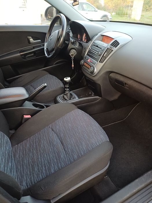 Kia ceed 1.6 diesel KLIMA MP3 Super stan