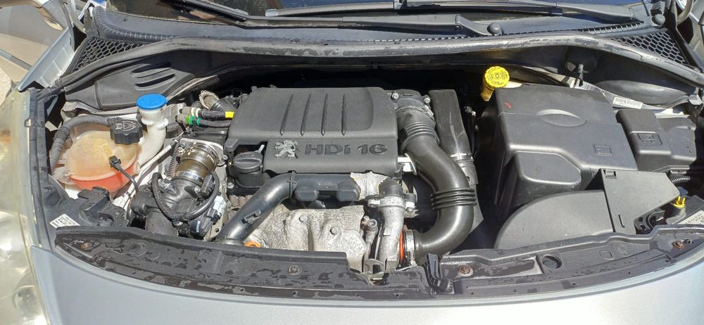 Vendo Peugeot 207 1.6 HDI Sport impecável