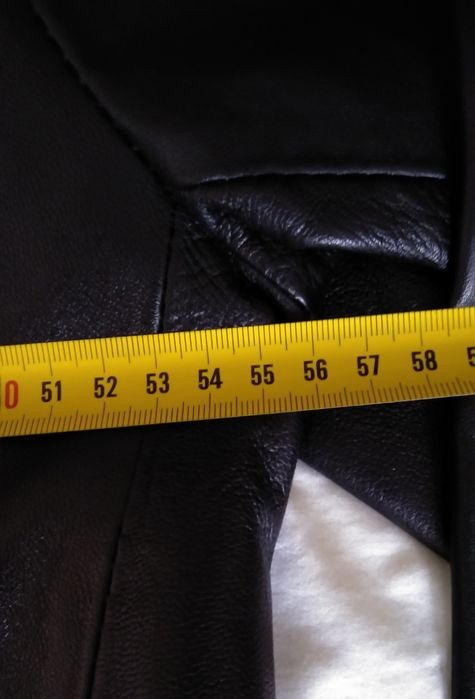 Casaco de Cabedal Preto