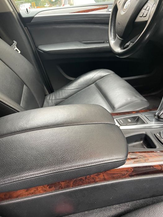 BMW  X5 E70 3.0 Бен. Ideal