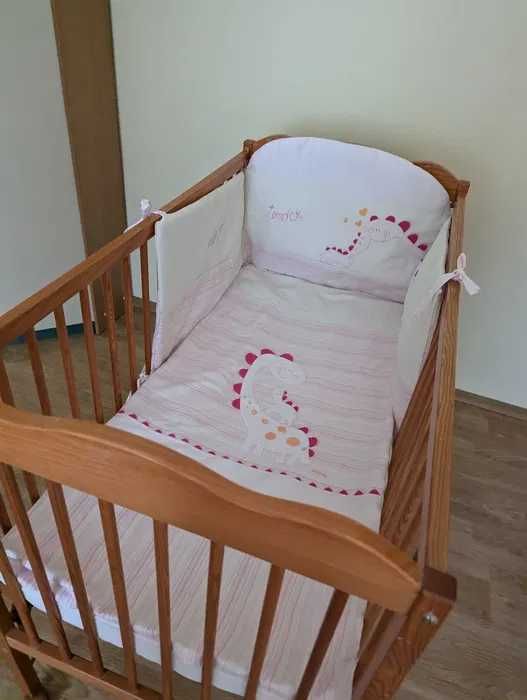 Набір: дитяче ліжко, матрац, ковдра, м'які бортики, постіль
