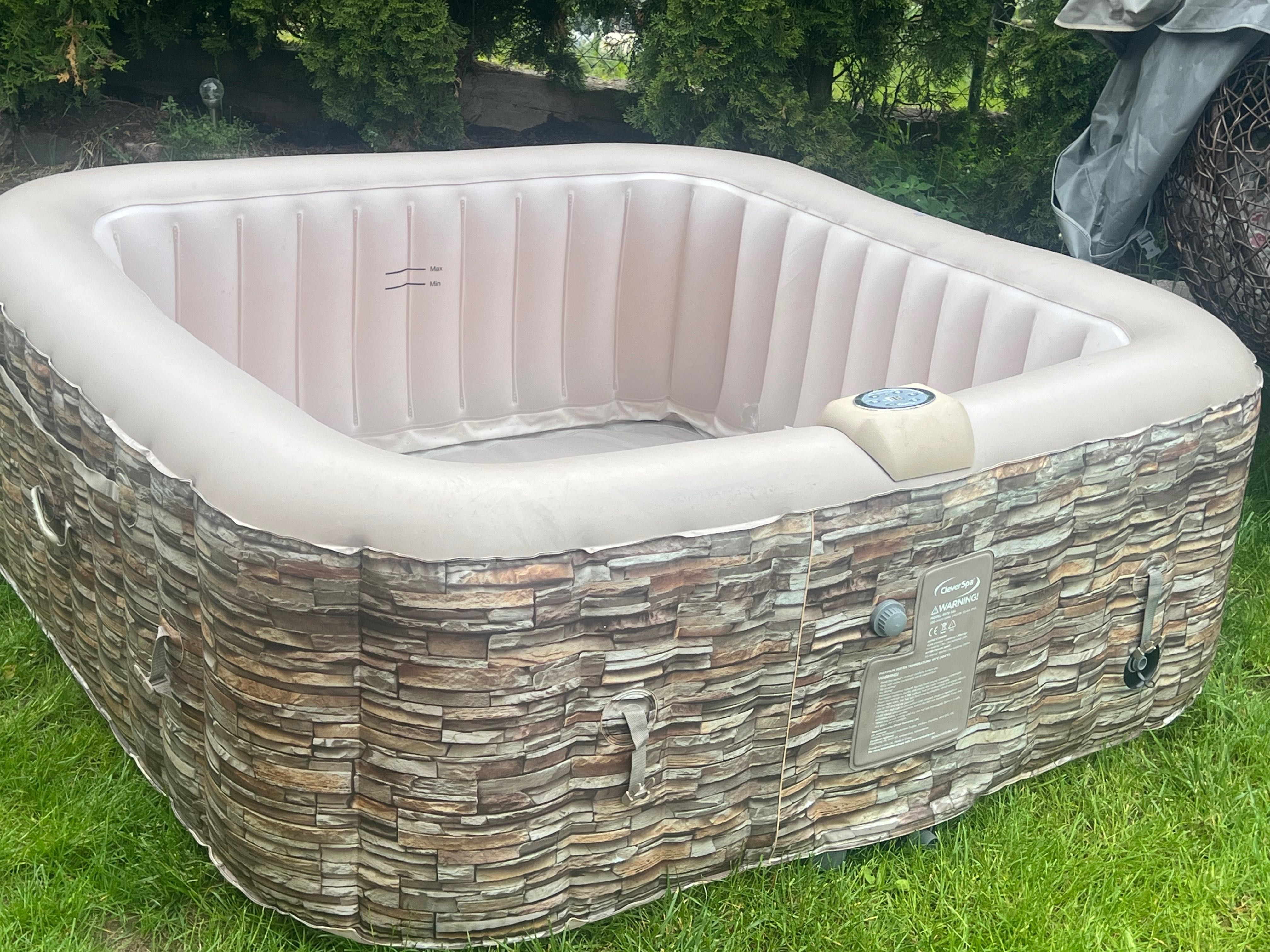 CleverSpa Sorrento jacuzzi basen dla 4-6 osób