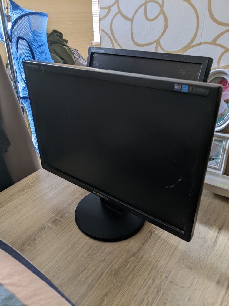 Монітор 19" Samsung 943nw