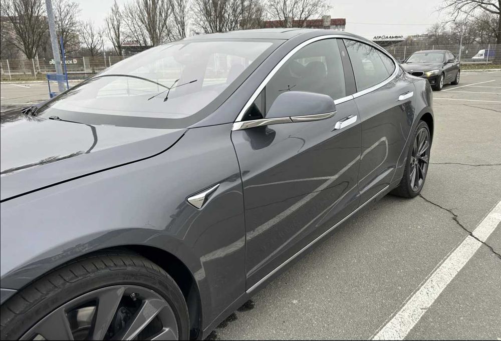 Tesla Model S 100D
