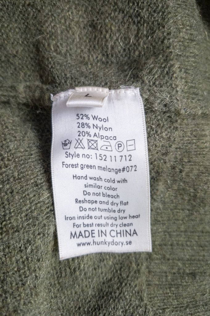 Oversaizowy oliwkowy sweter Hunkydory Stocholm 52% wełna 20% alpaka