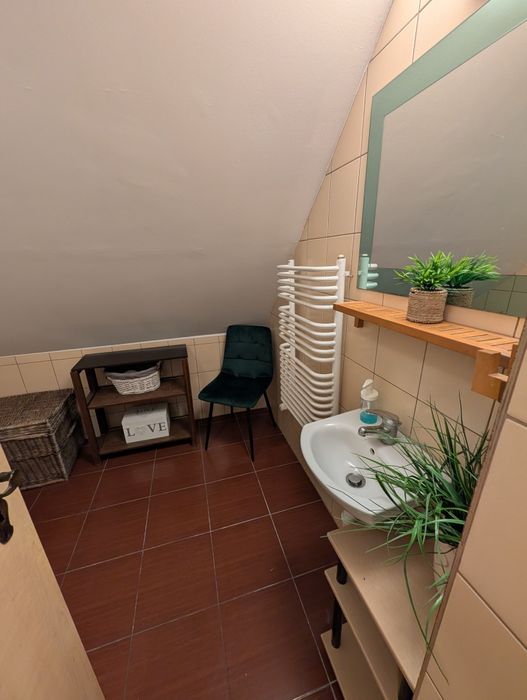 Piękne mieszkanie z ogródkiem w domu