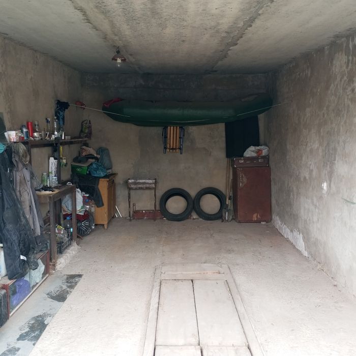 Продам гараж в а/к Лада