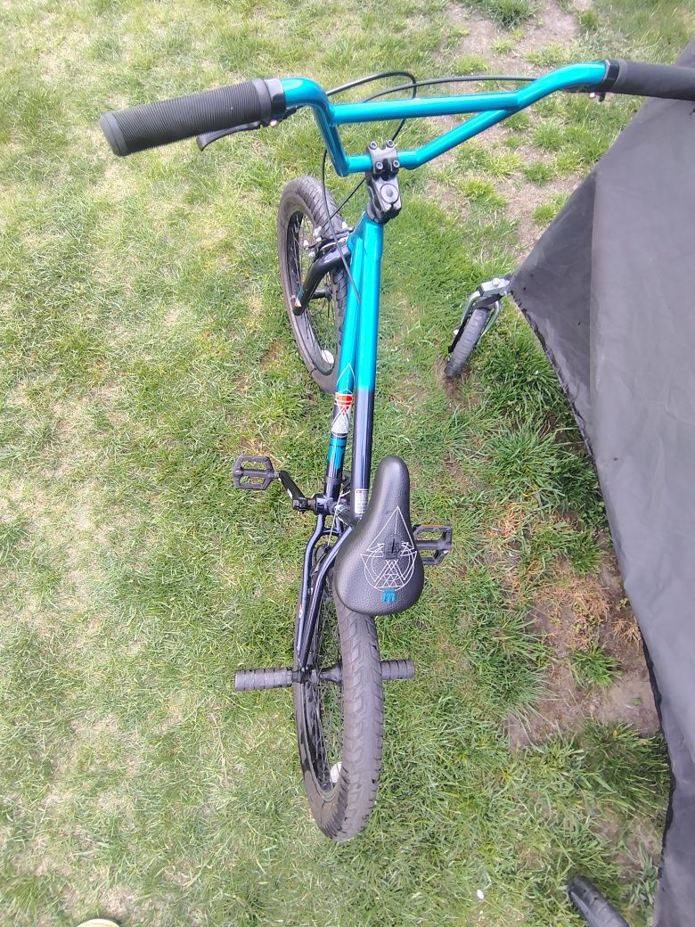 BMX Mongoose Legion L80