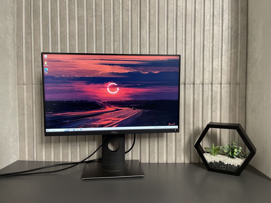 Стильний Монітор 27 дюймів DELL P2719H full hd
