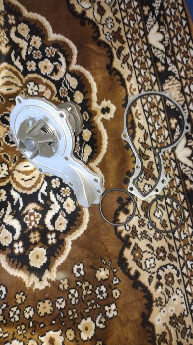 Помпа Ауди 80.2л.бензин