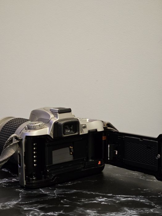 Câmara Nikon F75 Analógica