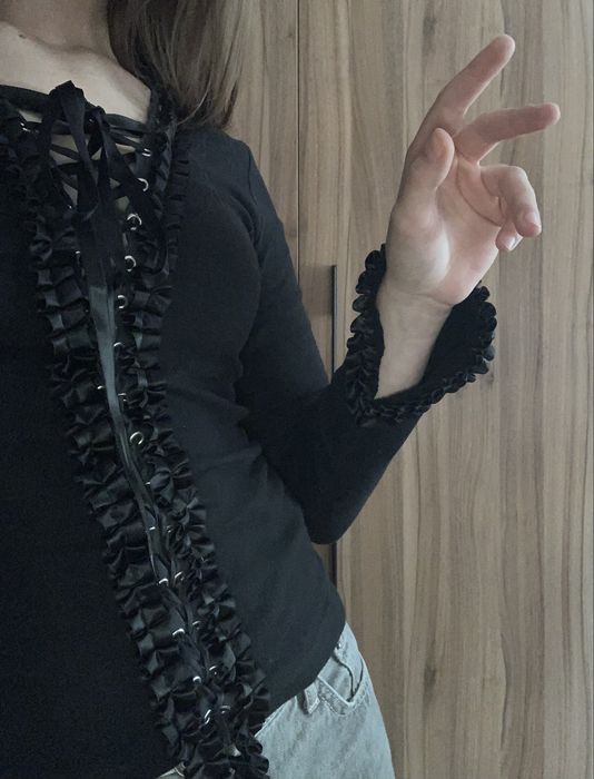 готичний вінтажний лонгслів/ кофтинка