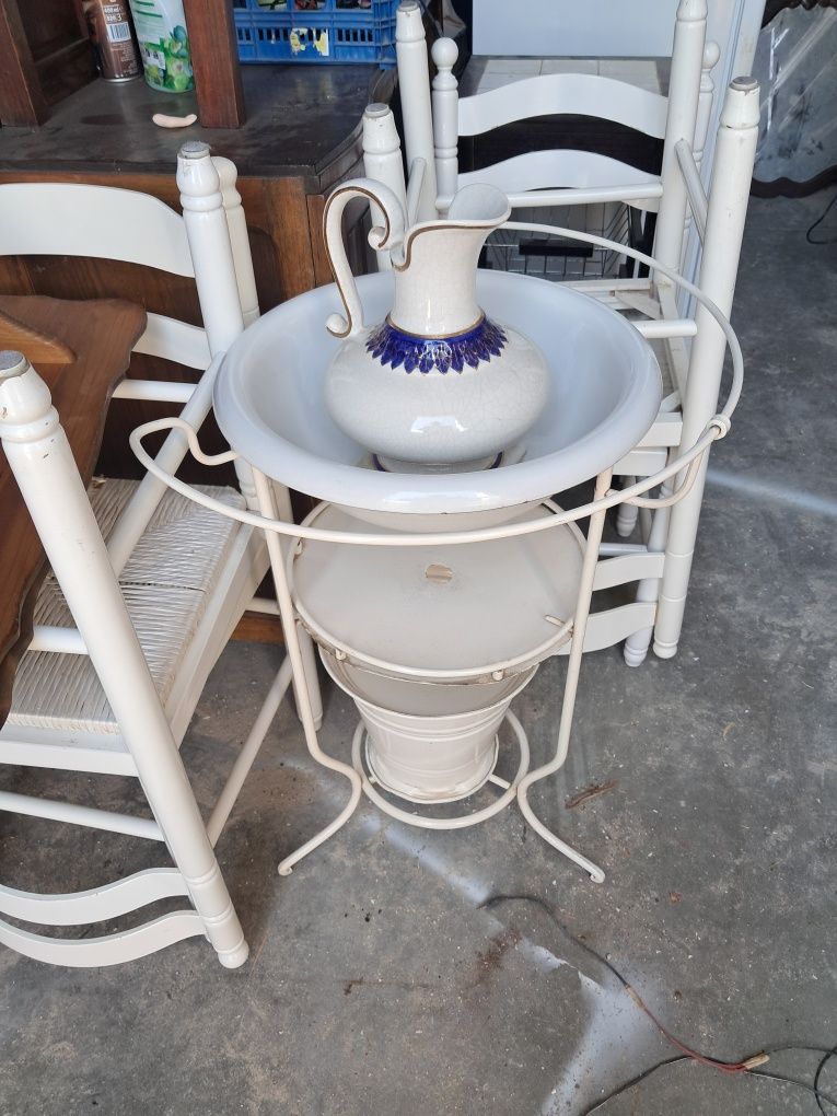 Conjunto lavatorio em ferro antigo