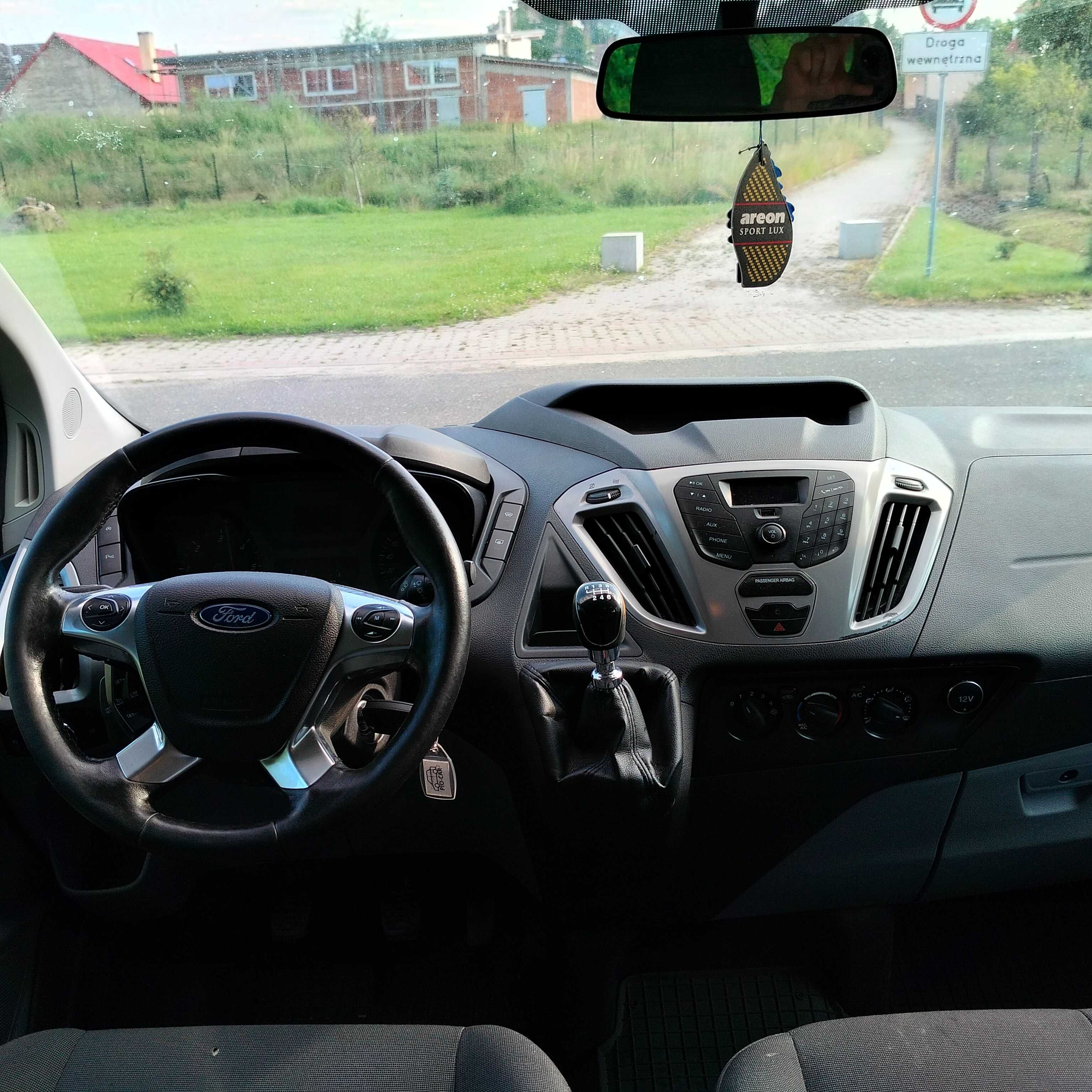 Ford Transit Custom 9 osob