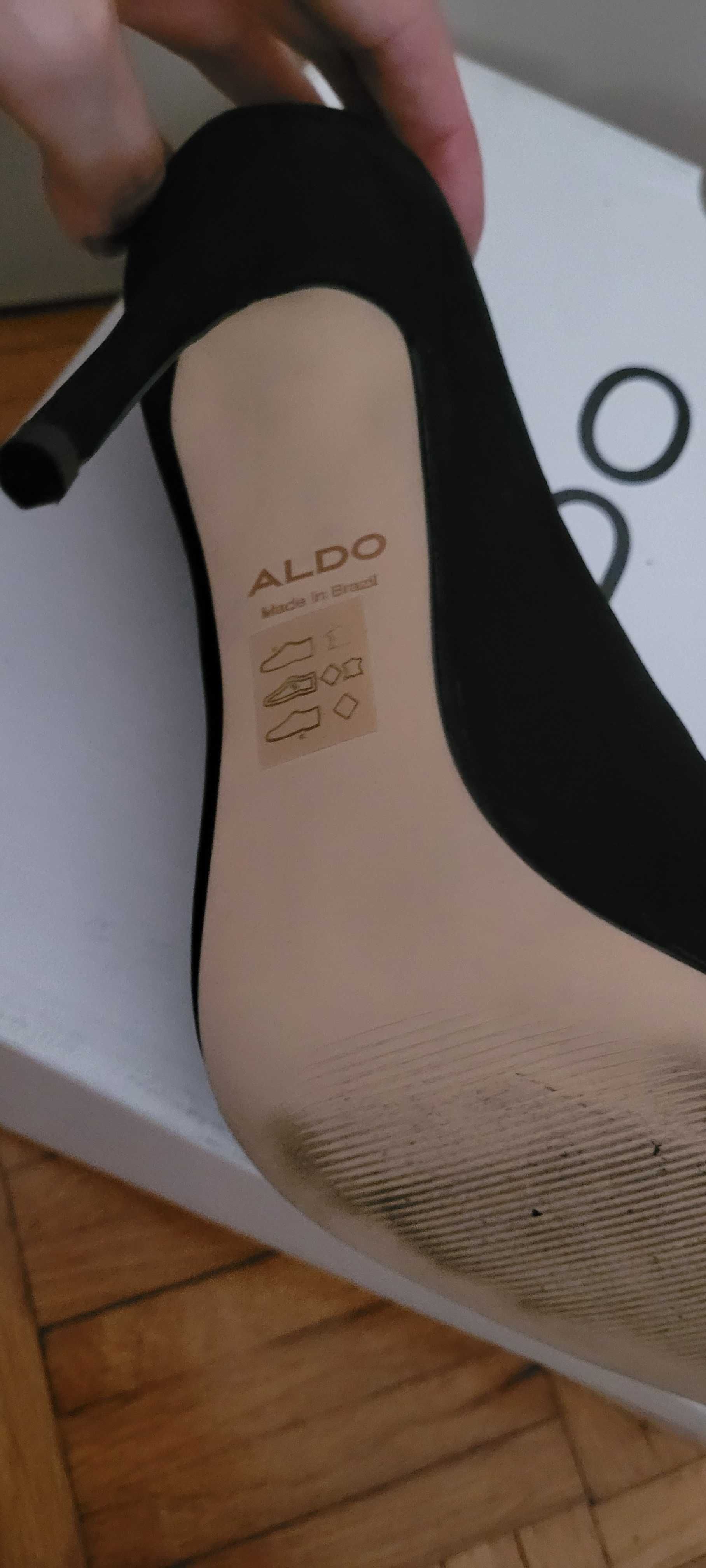 Botins pretos ALDO (novos)