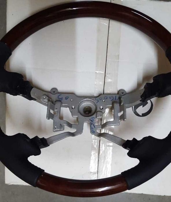 Рулевое колесо, болванка, обод Toyota Hilux (2005-2015) кожа-дерево