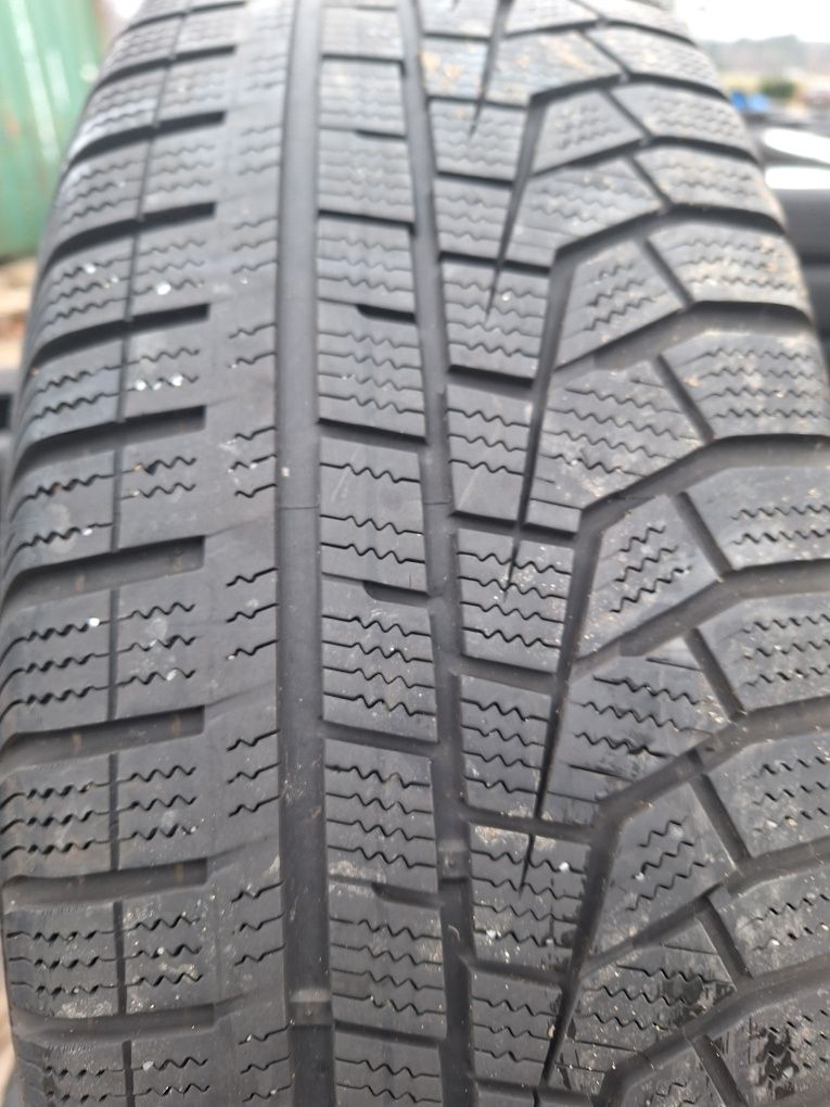 Koła zimowe Audi Q3 II 215 65 r17