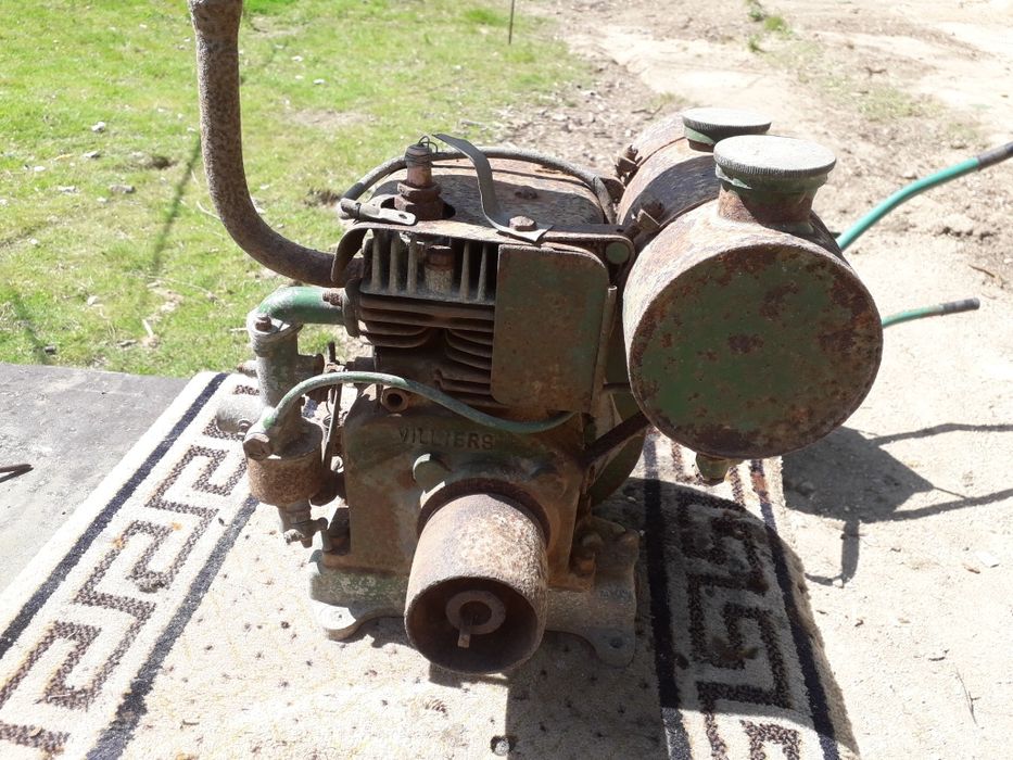 Motor a tratol