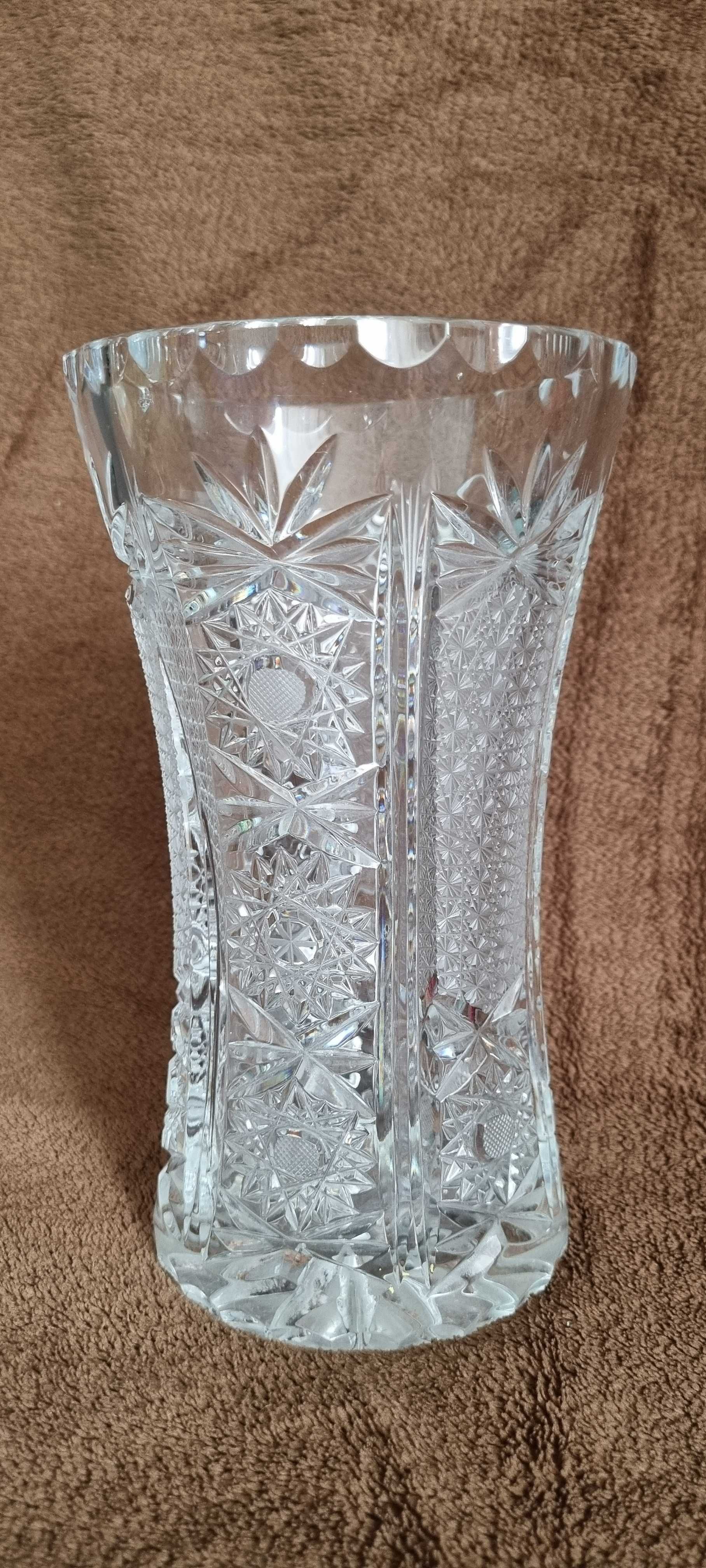 Przepięknie zdobiony kryształowy wazon PRL