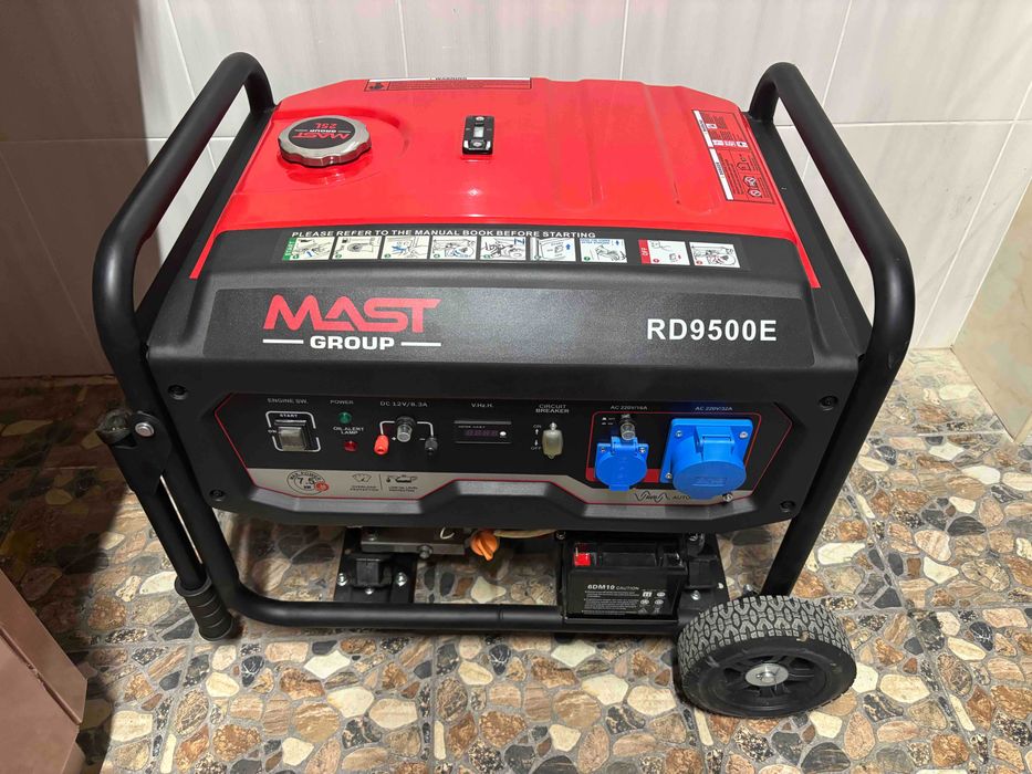 Продам бензиновий генератор 7,5 КВТ Mast