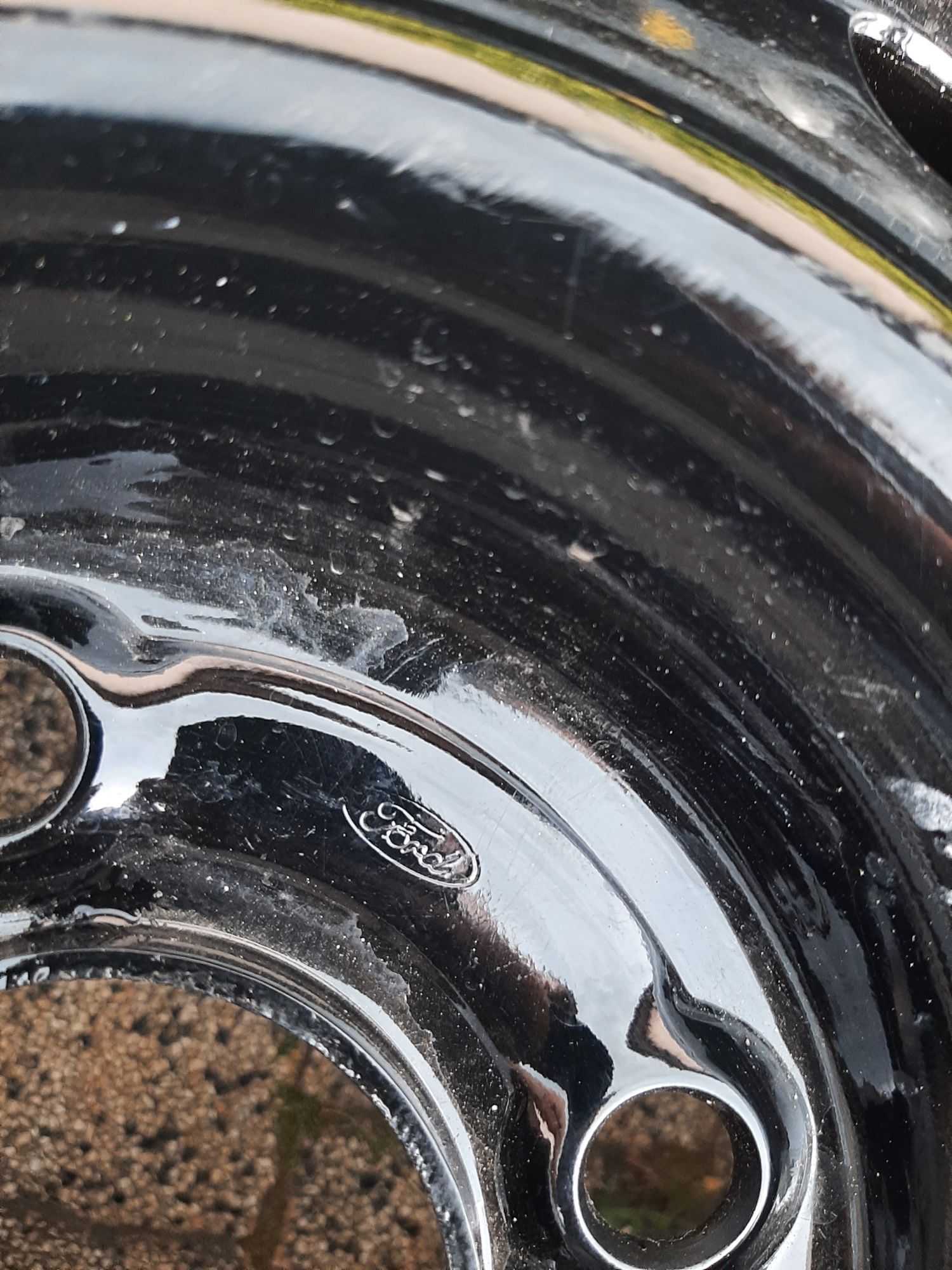 Felgi 14 Ford 4x108 5,5J et37,5