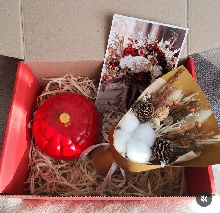 Подарунковий бокс, подарунковий набір, подарунок для дівчини