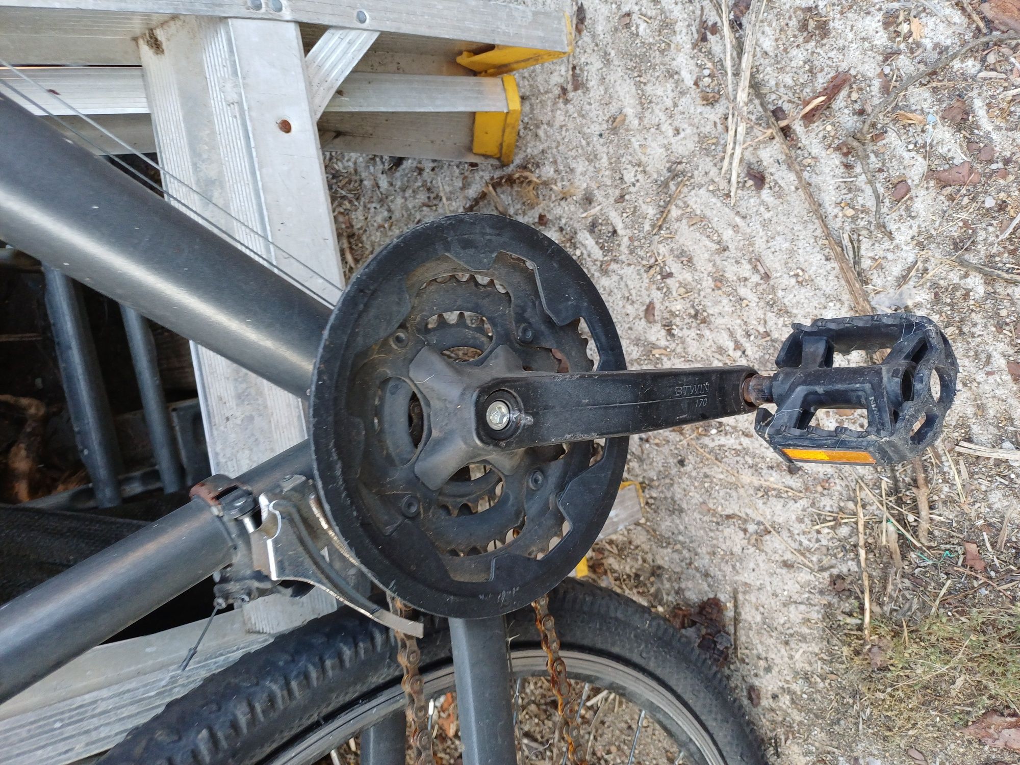 Bicicleta para peças.