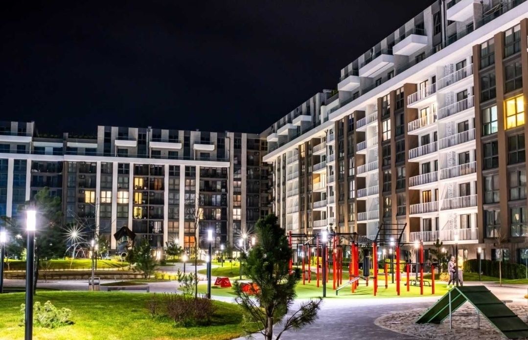 Продаж квартири з чудовим плануванням з видом у двір/Парк Ленд/Park le