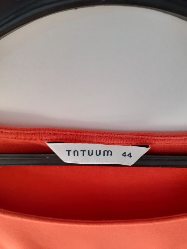 Sukienka 44 tatuum