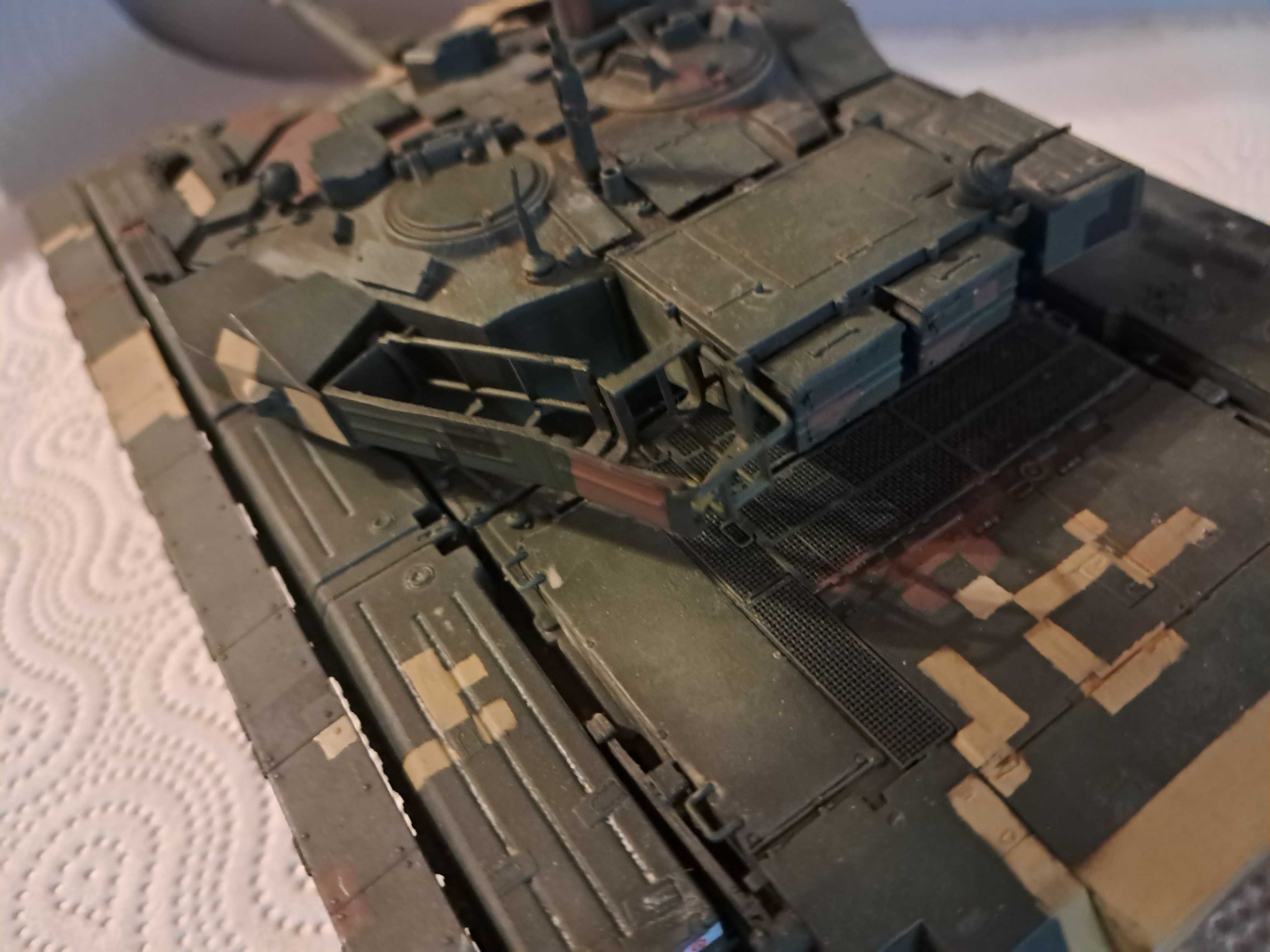 T-84 OPLOT MB skala 1/35.
