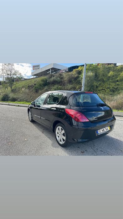 Peugeot 308 1.6 HDi • 2009 • Diesel