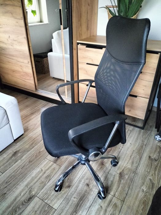 Fotel biurowy jak nowy