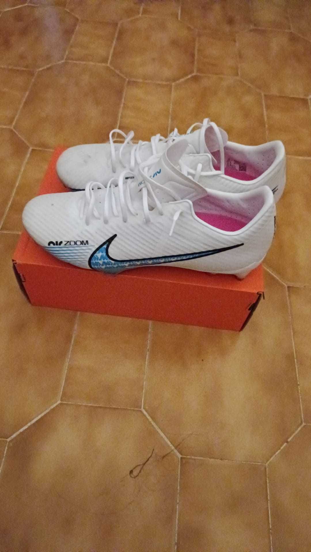 Nike Mercurial 50€ com caixa usado 1 vez tamanho 44