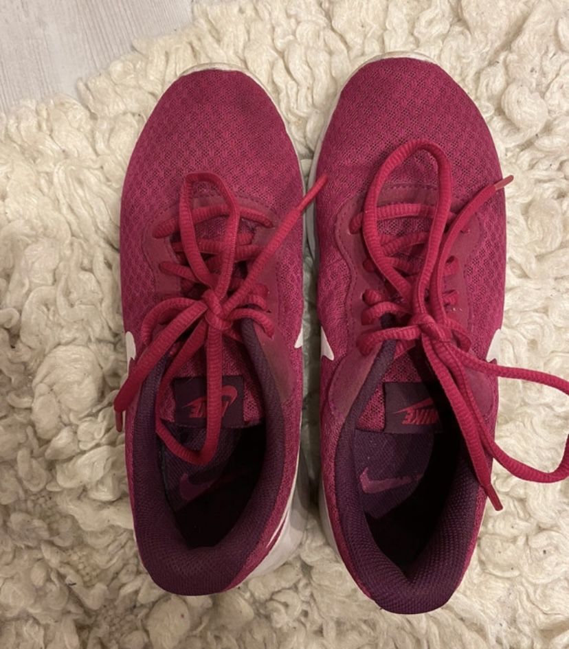 Buty nike  różowe 36