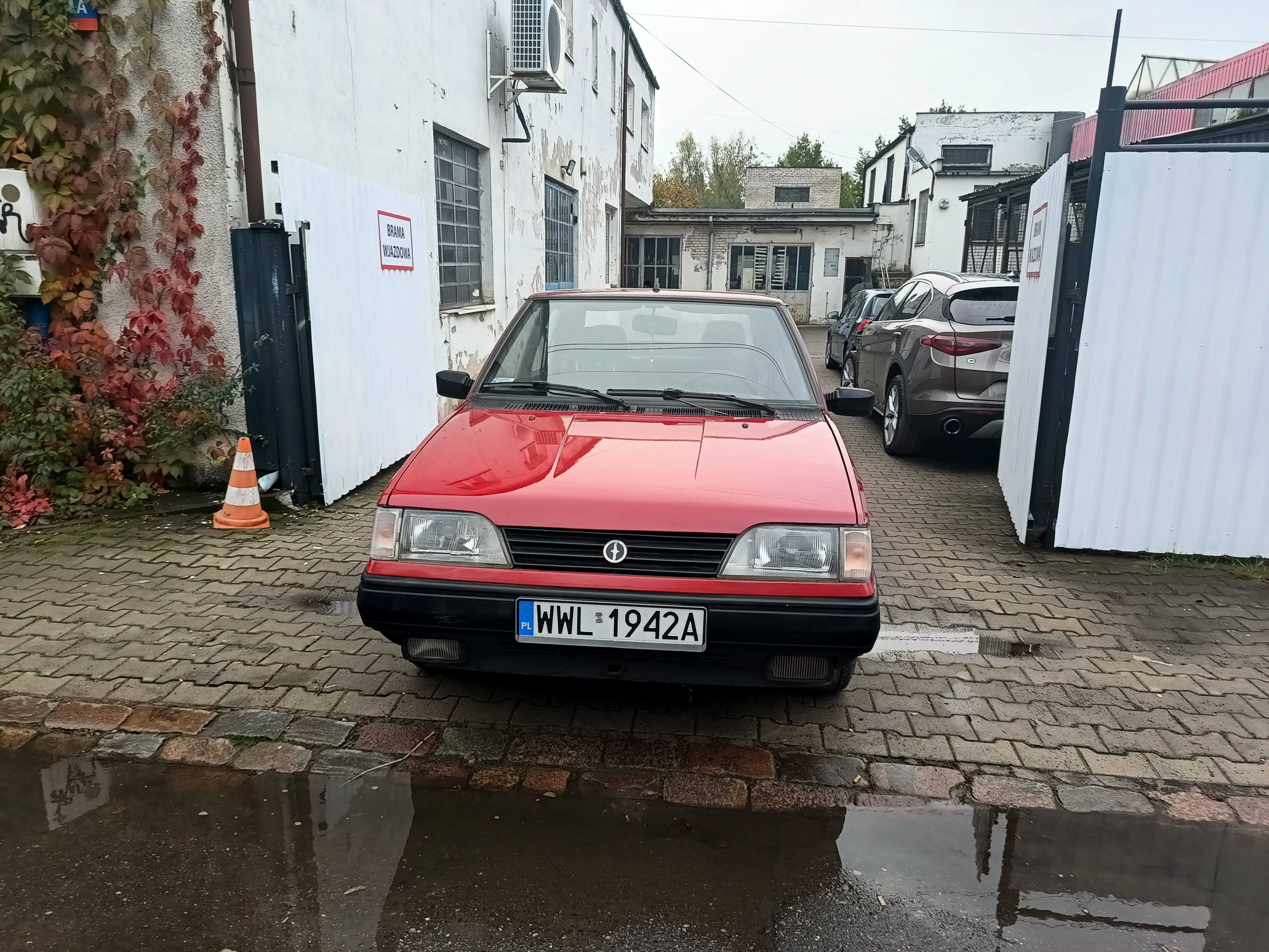 Polonez Atu 1,6 bardzo mały przebieg!!!